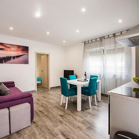 Apartmani Brdar 珀德垂那 外观 照片