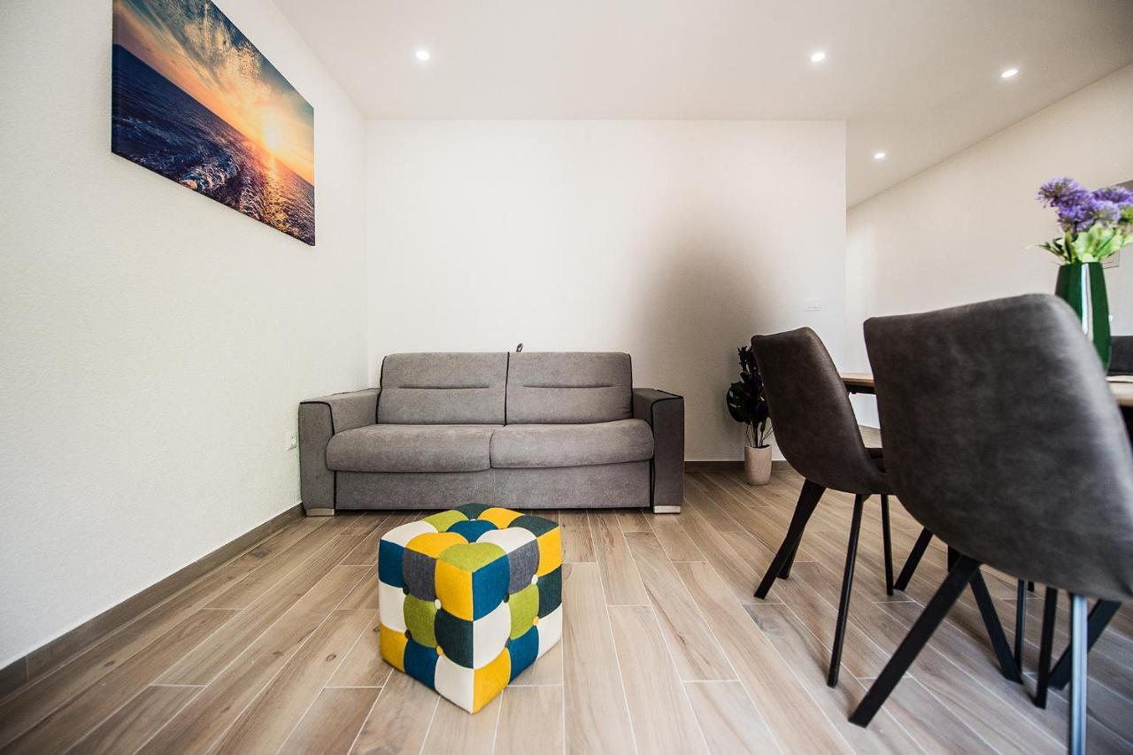 Apartmani Brdar 珀德垂那 外观 照片
